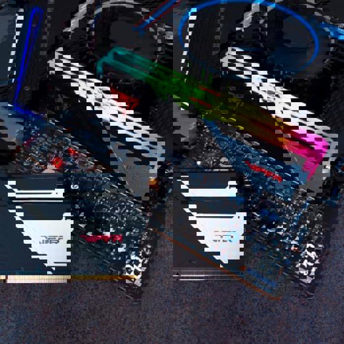 Оперативная память 64GB DDR5 5600MHz Patriot Viper Venom RGB (PVVR564G560C40K) (2x32GB KIT)