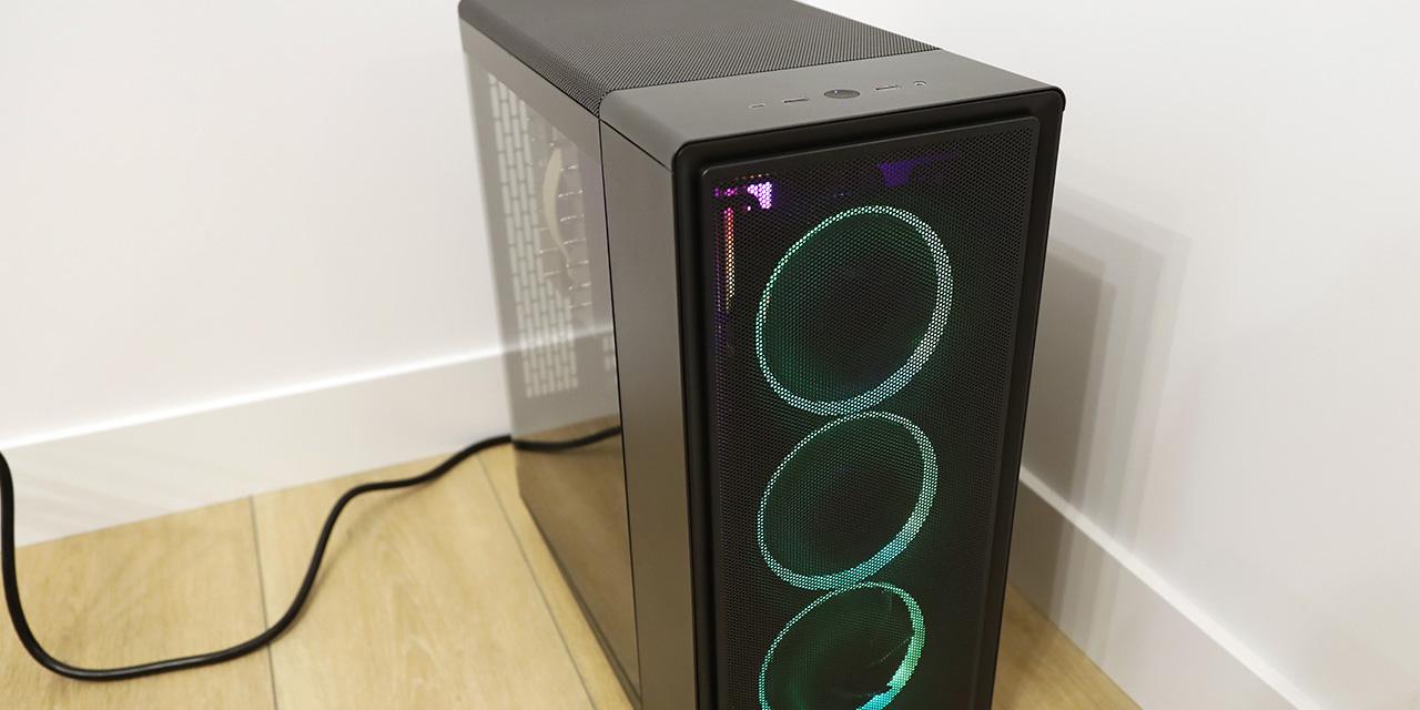 Корпус Fractal Design Epoch Black TG RGB Light Tint